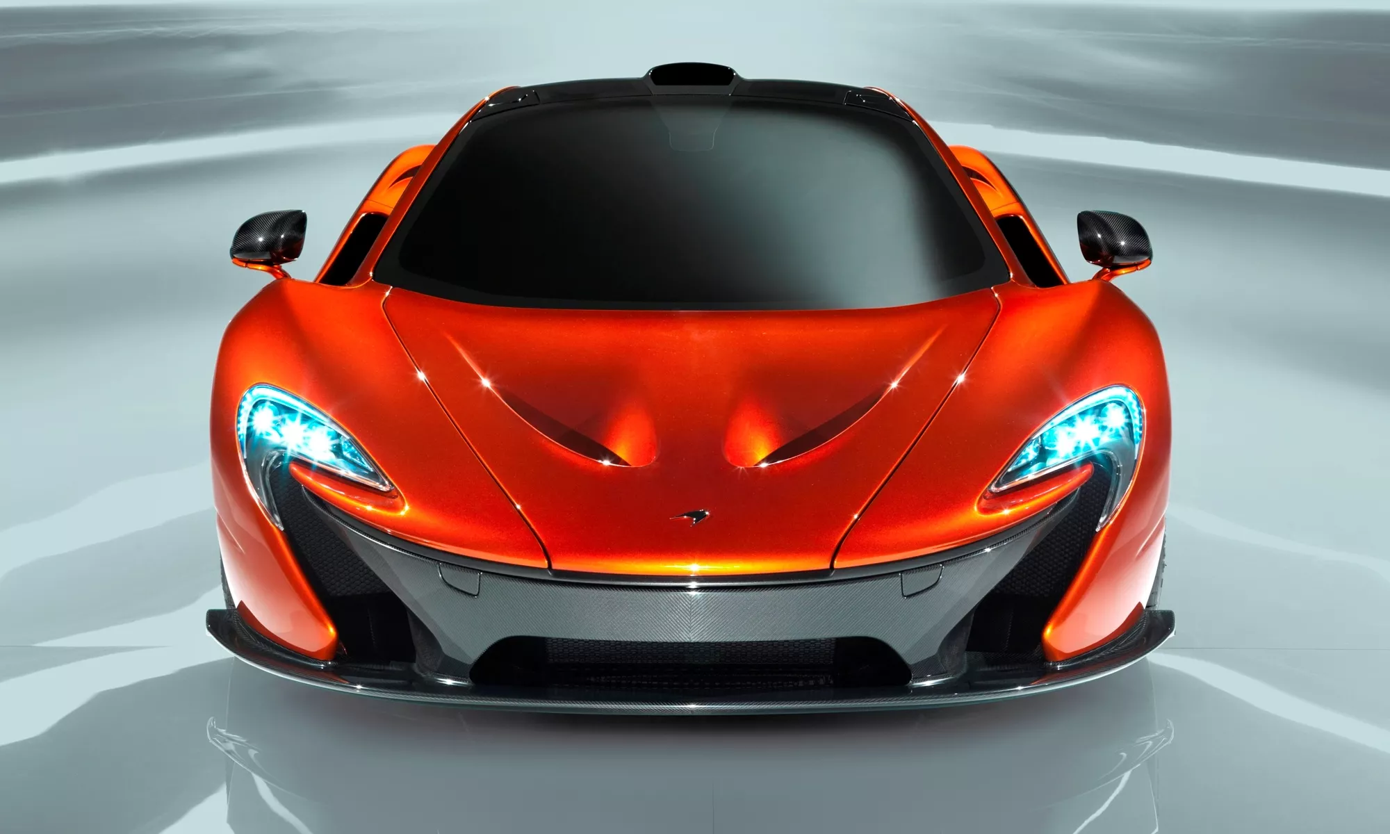 El McLaren P1 fue el primer deportivo electrificado de la marca británica.