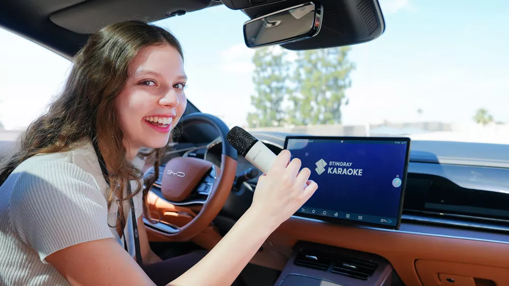 El karaoke de BYD promete ofrecer una experiencia diferencial cuando el automóvil se encuentre en parado.