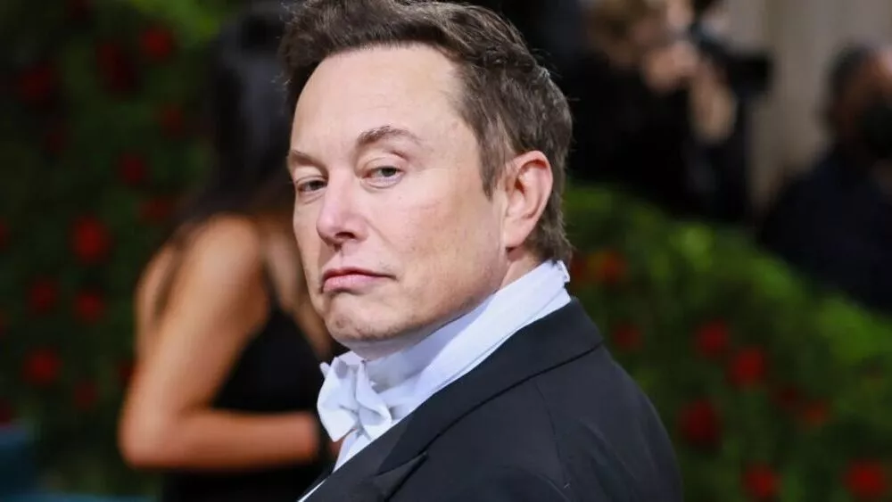 Elon Musk, como CEO de Tesla, podría haber desviado fondos para pagar parte de la construcción de su nueva mansión.