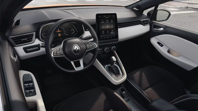 clio interior