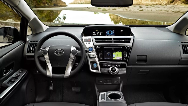 Toyota Prius+ monovolumen suv hibrido interior2