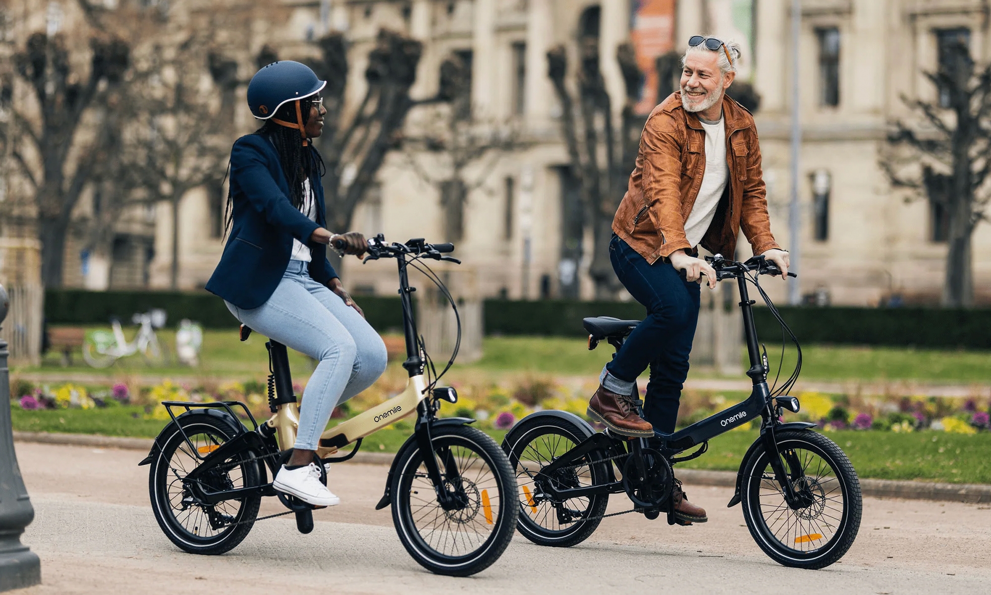 Las bicicletas pequeñas con motor se han convertido en las mejores alternativas para los usuarios que quieren evitar el patinete.