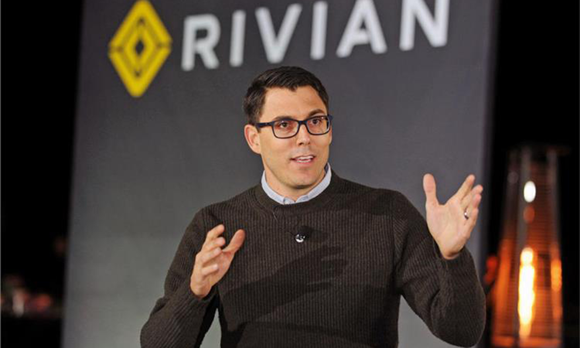 El CEO de Rivian asegura que es fantstico ver algo tan diferente... Y no  habla de sus coches elctricos