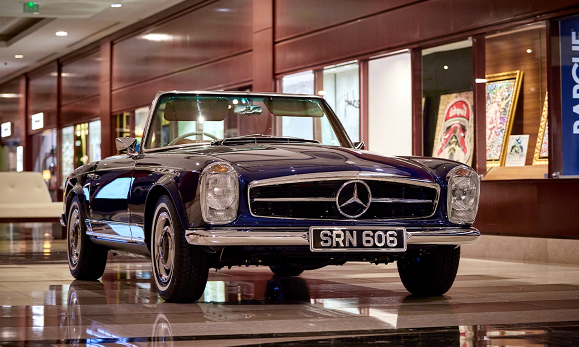 El Mercedes 'Pagoda' de Everrati cuenta con una potencia de hasta 300 CV.