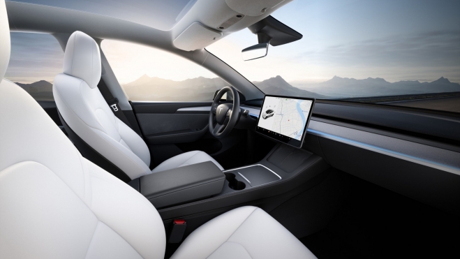 Tesla Model Y 2024 Interior