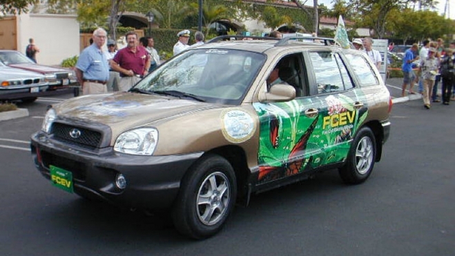 Hyundai Santa Fe FCEV 800x600