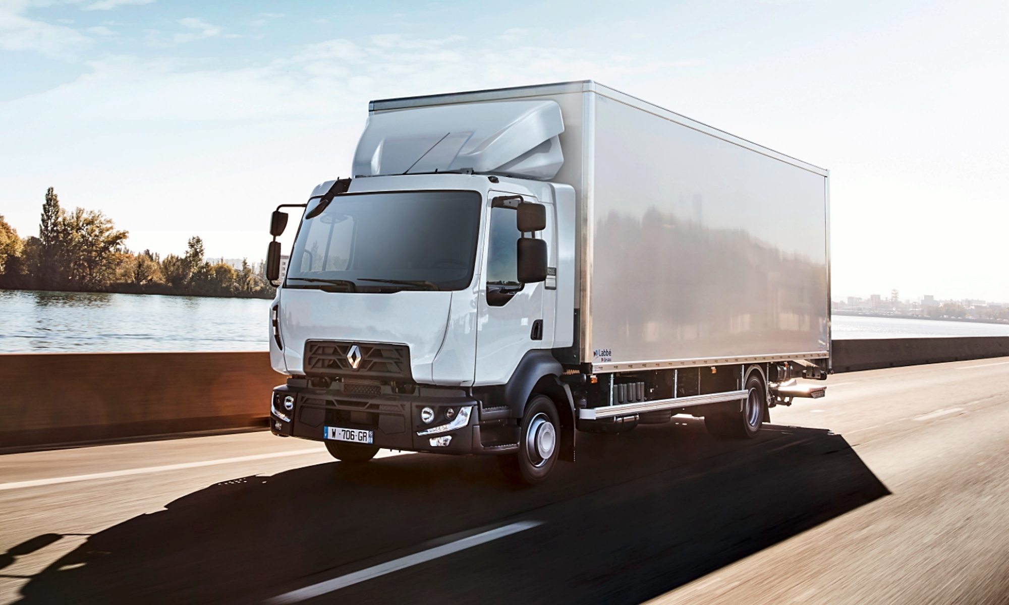 Renault está trabajando en la transformación y reacondicionamiento de camiones usados.