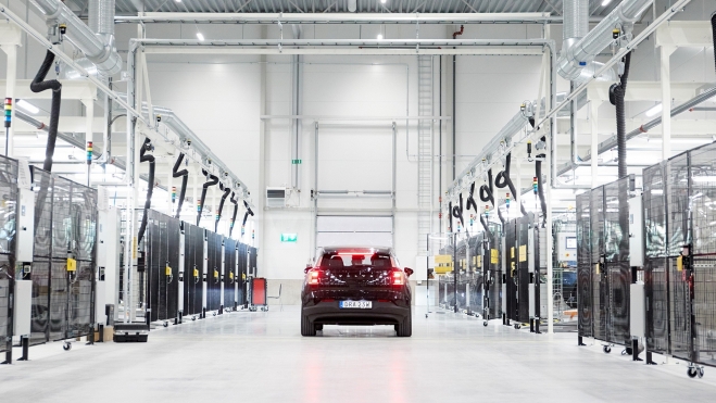 318098 Volvo Cars opens new state of the art software testing centre in Sweden