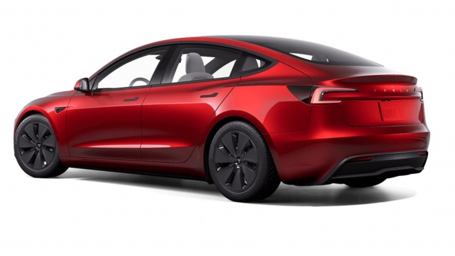 Tesla Model 3 con las llantas que mayor autonomía logra.