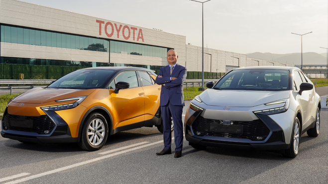 Primeros Toyota C HR producidos en Europa.