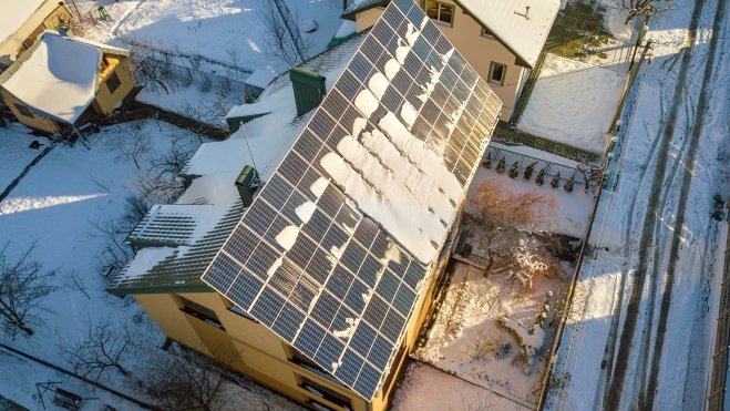 nieve hielo panel solar