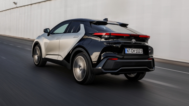 El C-HR 200H es claramente más rápido que el 140H y el consumo es prácticamente idéntico.