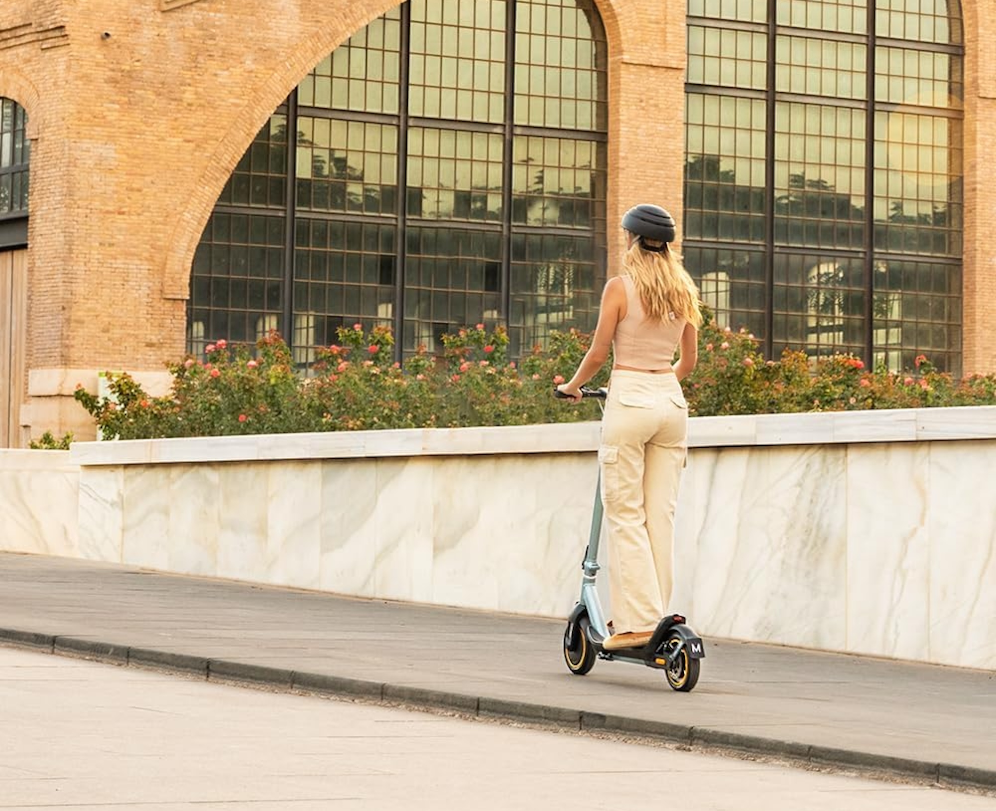 Patinete eléctrico Bongo Serie M de Cecotec en Amazon.