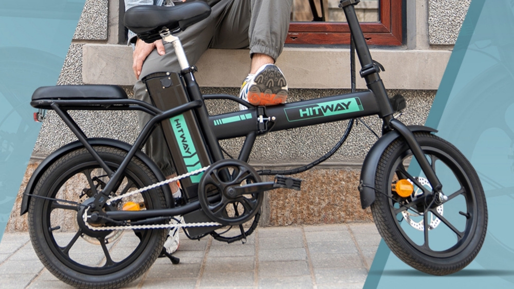El cuadro de acero y carbono de esta bici es plegable, pero su peso es aproximadamente de 30 kg.