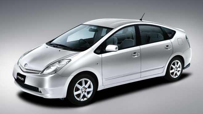 El primer Prius híbrido se lanzó en 1997, pero fue la segunda generación (imagen) la que hizo despegar su popularidad.