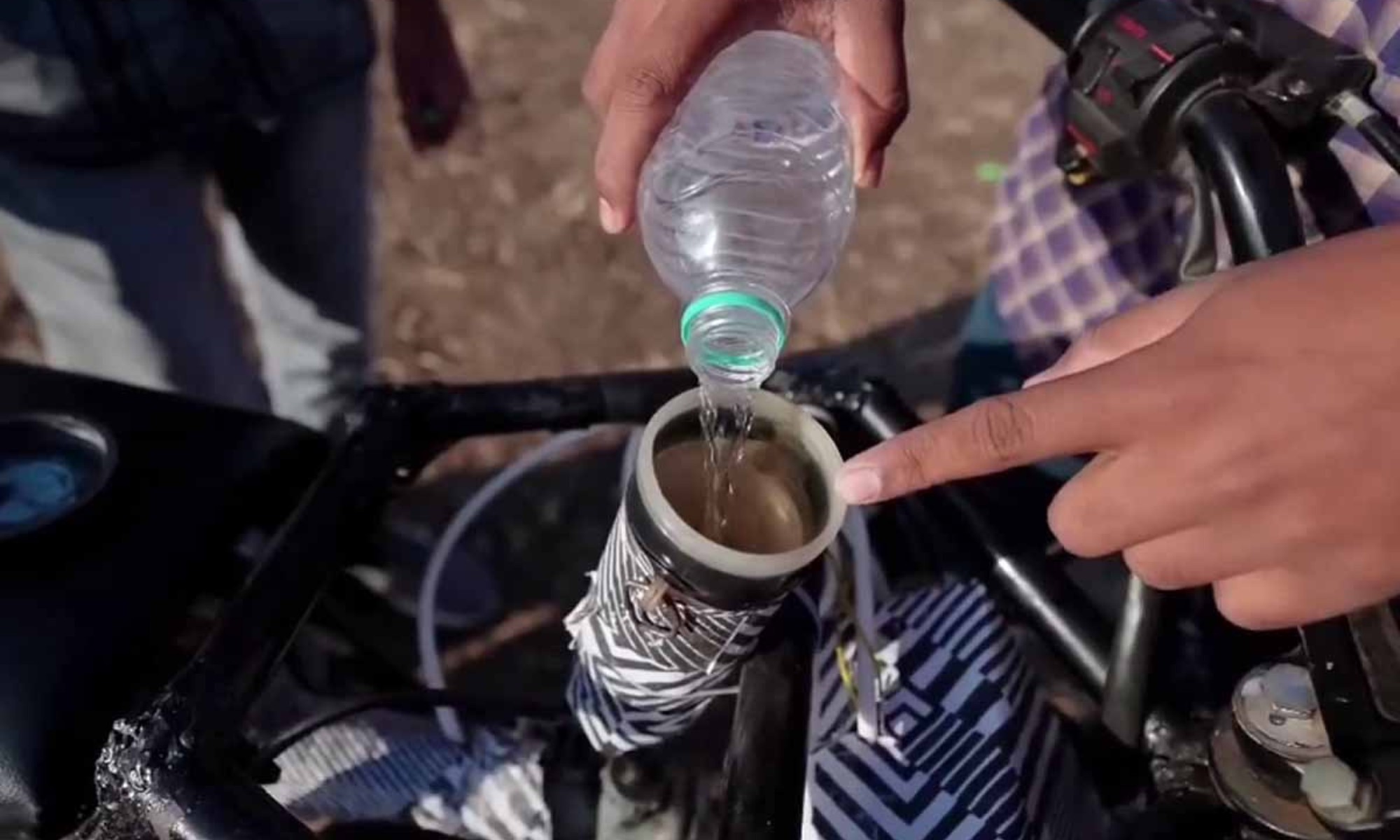 La moto creada por Pawar cuenta con tecnología creada en su propia casa