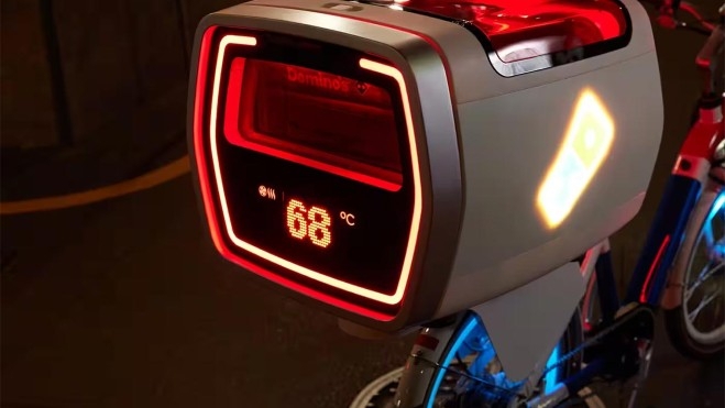 El horno integrado en la bicicleta eléctrica de Domino's Pizza es una solución revolucionaria