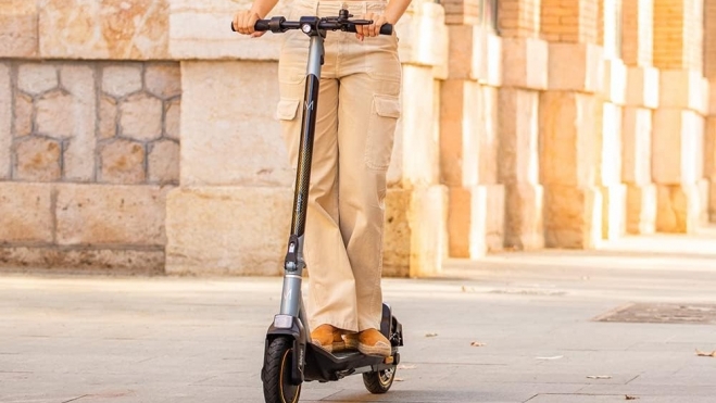 Este patinete eléctrico es, probablemente, una de las opciones más baratas de Amazon.