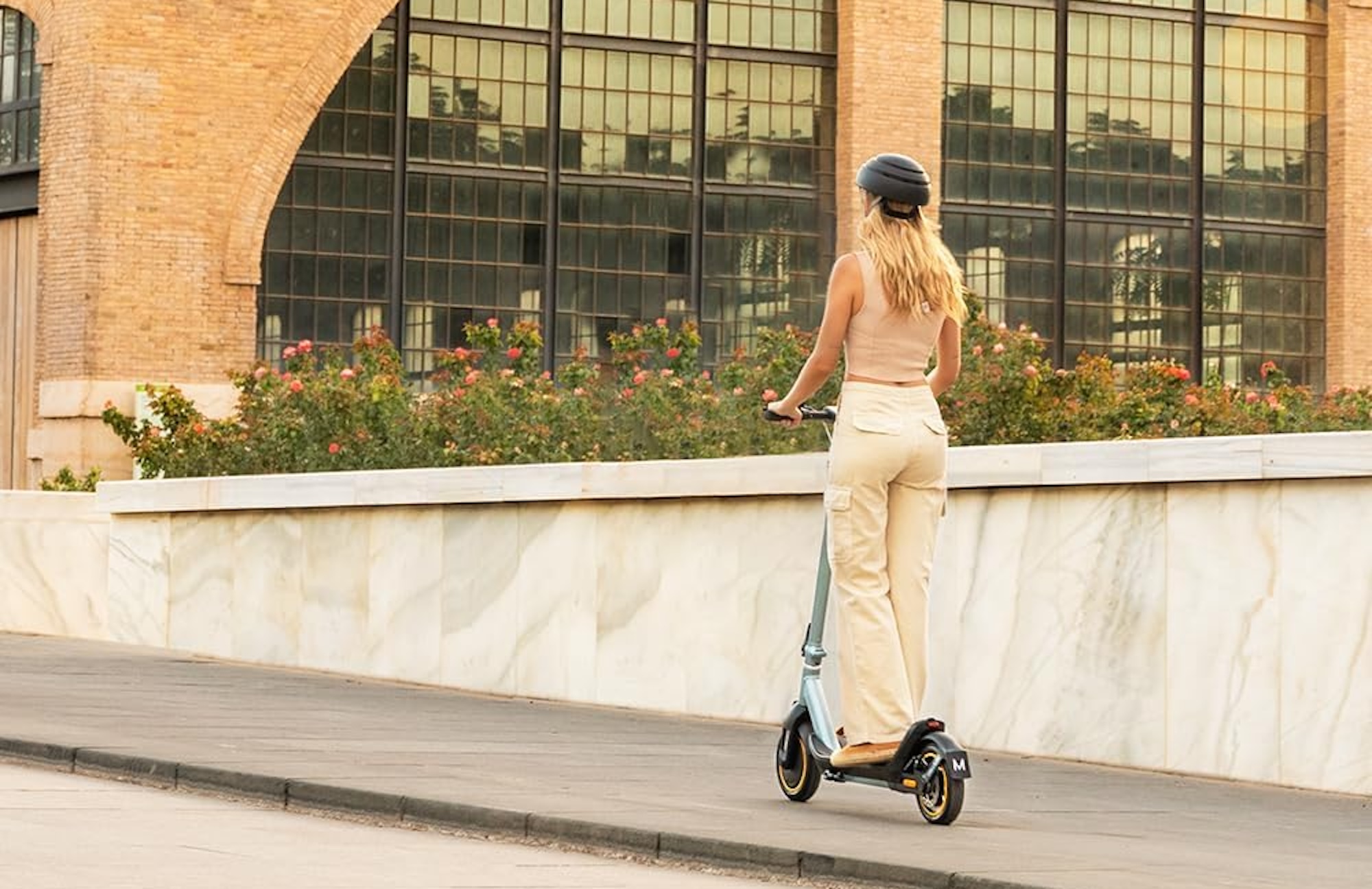 El patinete más barato de  ahora está de oferta y es aún más