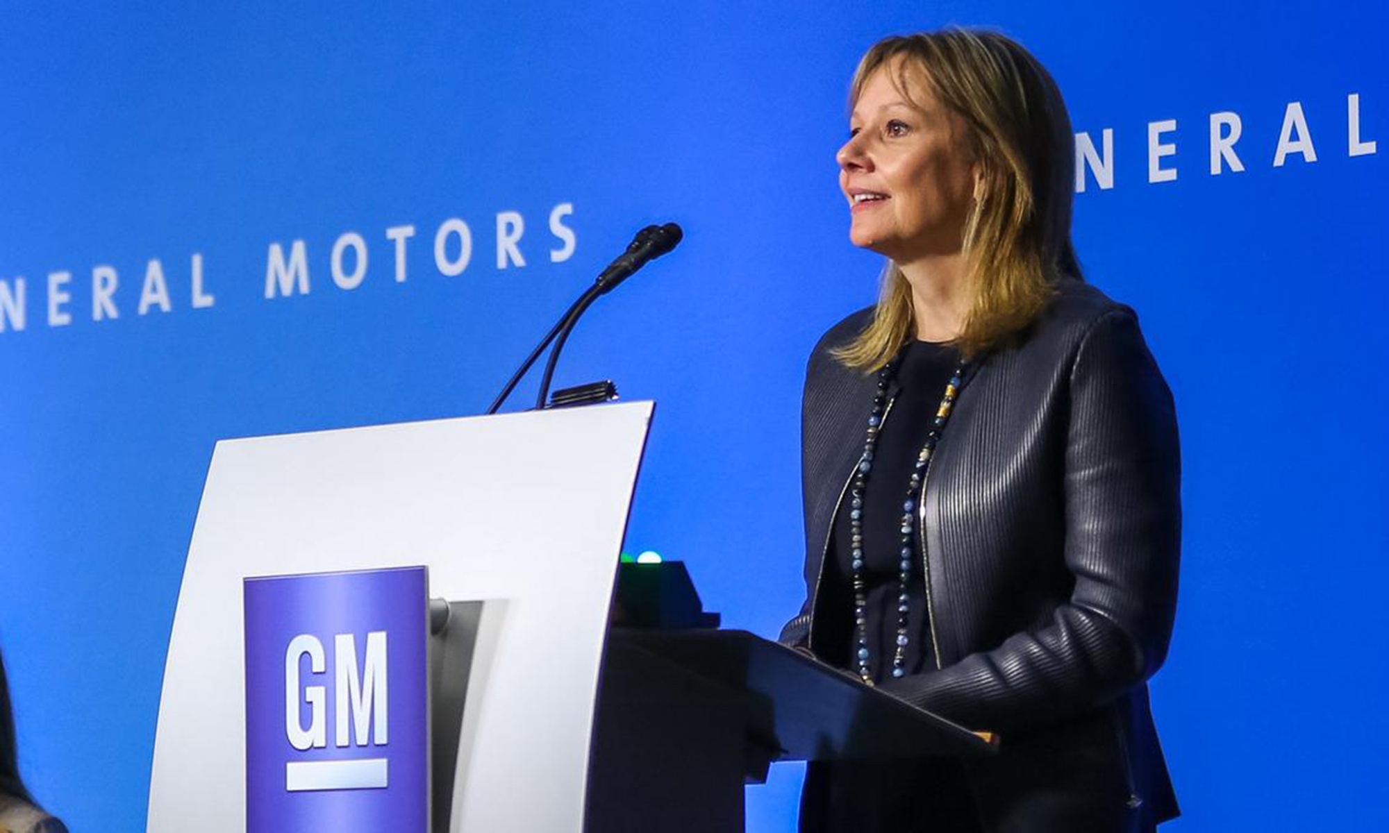 Mary Barra, CEO de General Motors, espera la llegada de los eléctricos 'baratos'.