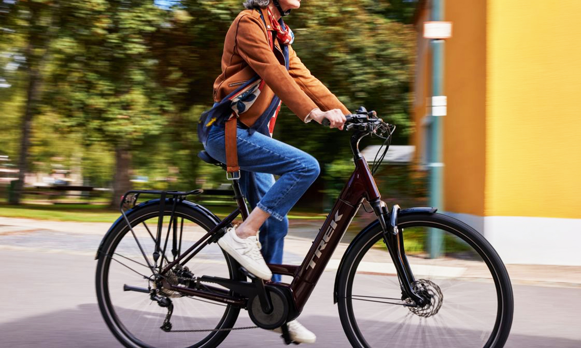 Ofrece un plus de prestaciones fuera de asfalto que no es habitual en bicicletas para ciudad.