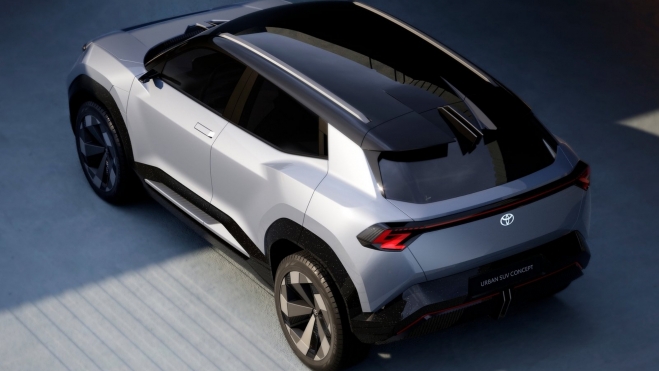 Toyota Urban SUV Concept Trasera