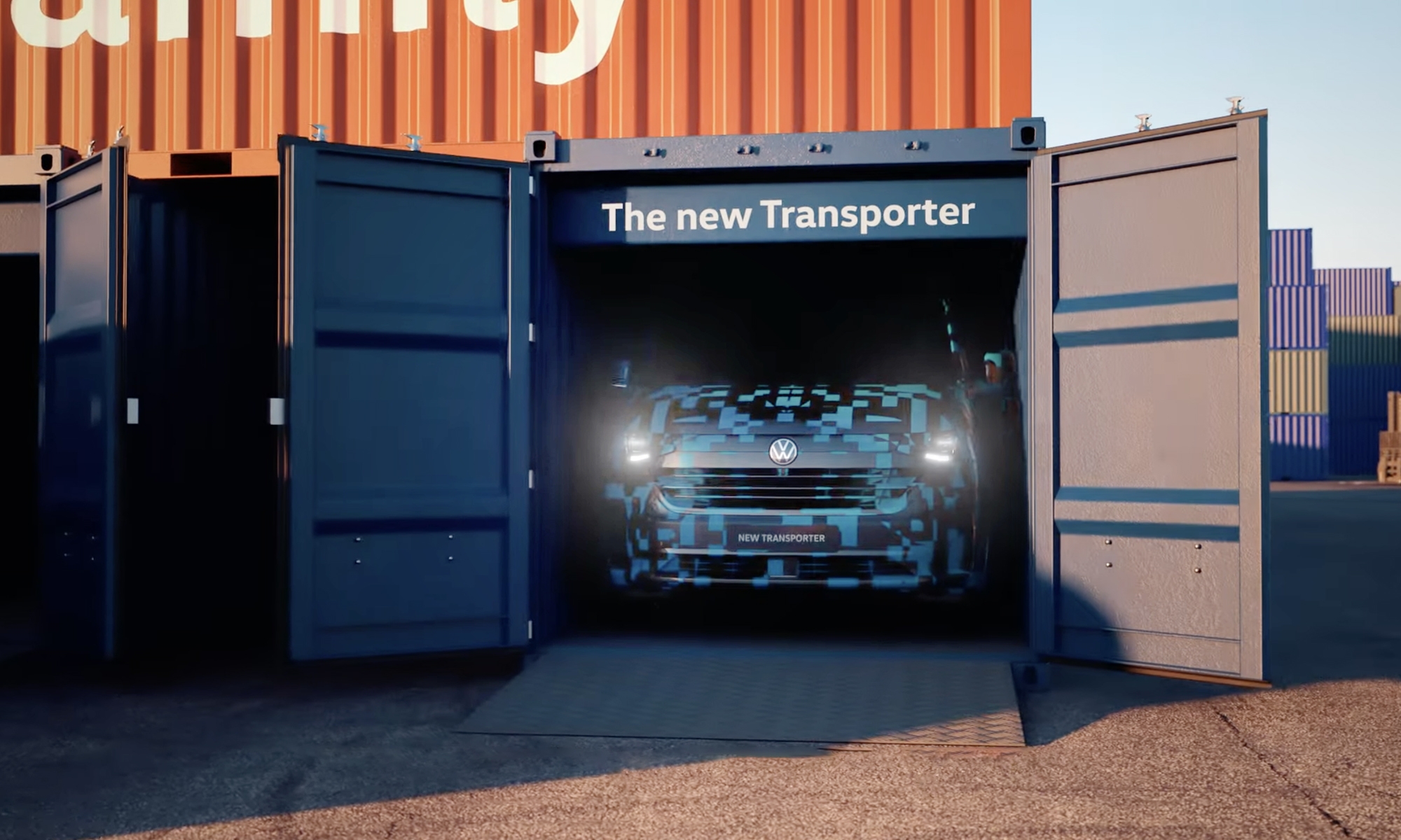 La nueva generación de la Volkswagen Transporter contará con mecánicas TDI, TDI 4Motion, eHybrid y 100% eléctrica.