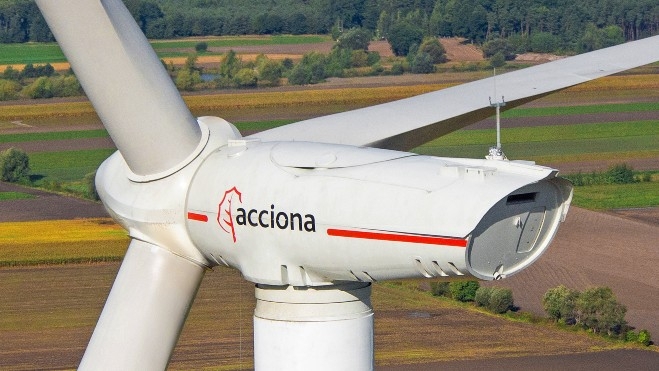 Las palas de aerogeneradores de Acciona Energía están producidas sobre una base de fibra de vidrio