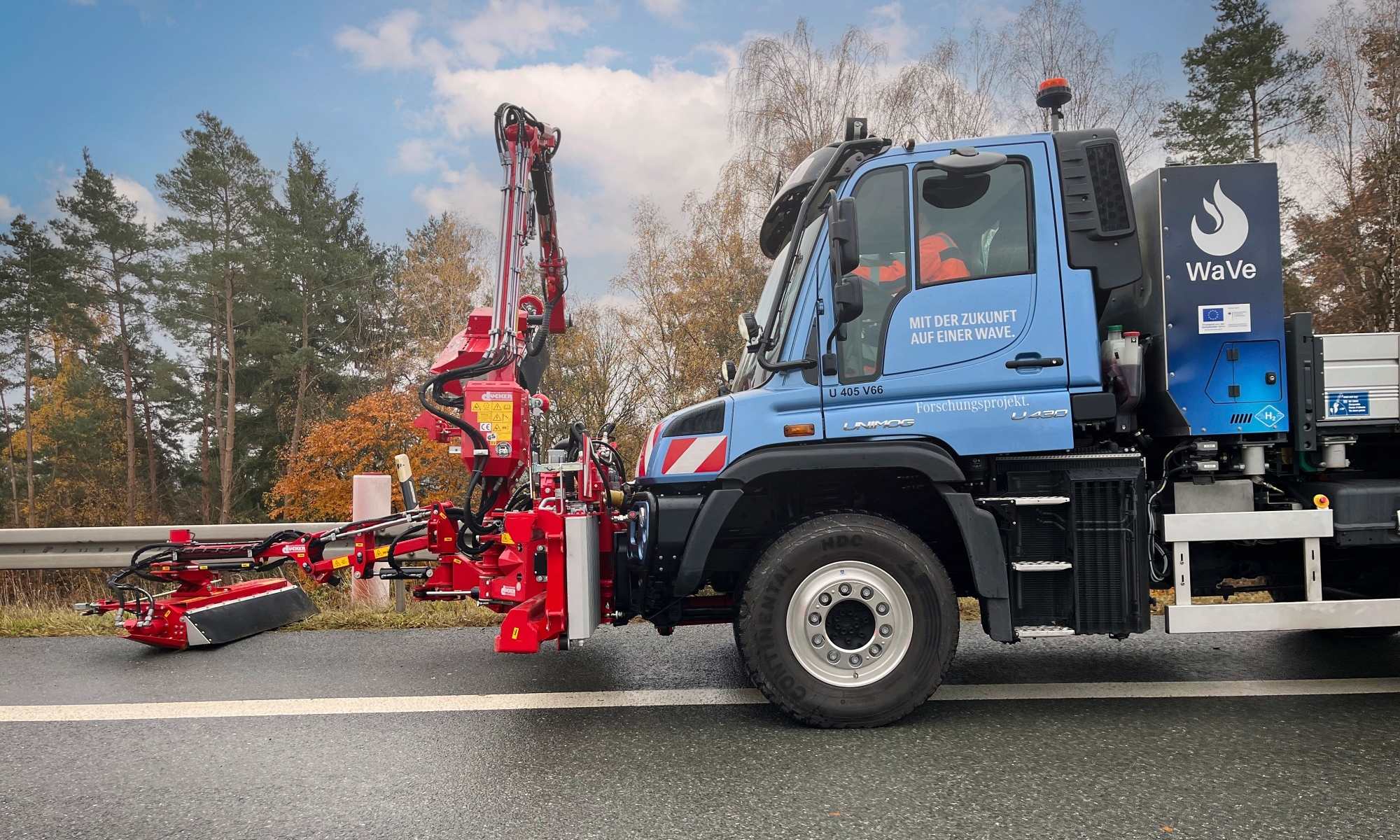 Con la transformación al hidrógeno, el Unimog apenas resta prestaciones en su mecánica.