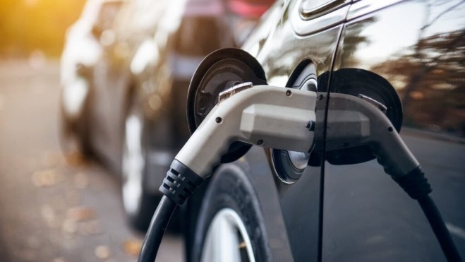 Cada vez hay más coches de alquiler que son eléctricos, pero la proporción debe subir todavía más. Cada vez hay más coches de alquiler que son eléctricos, pero la proporción debe subir todavía más.