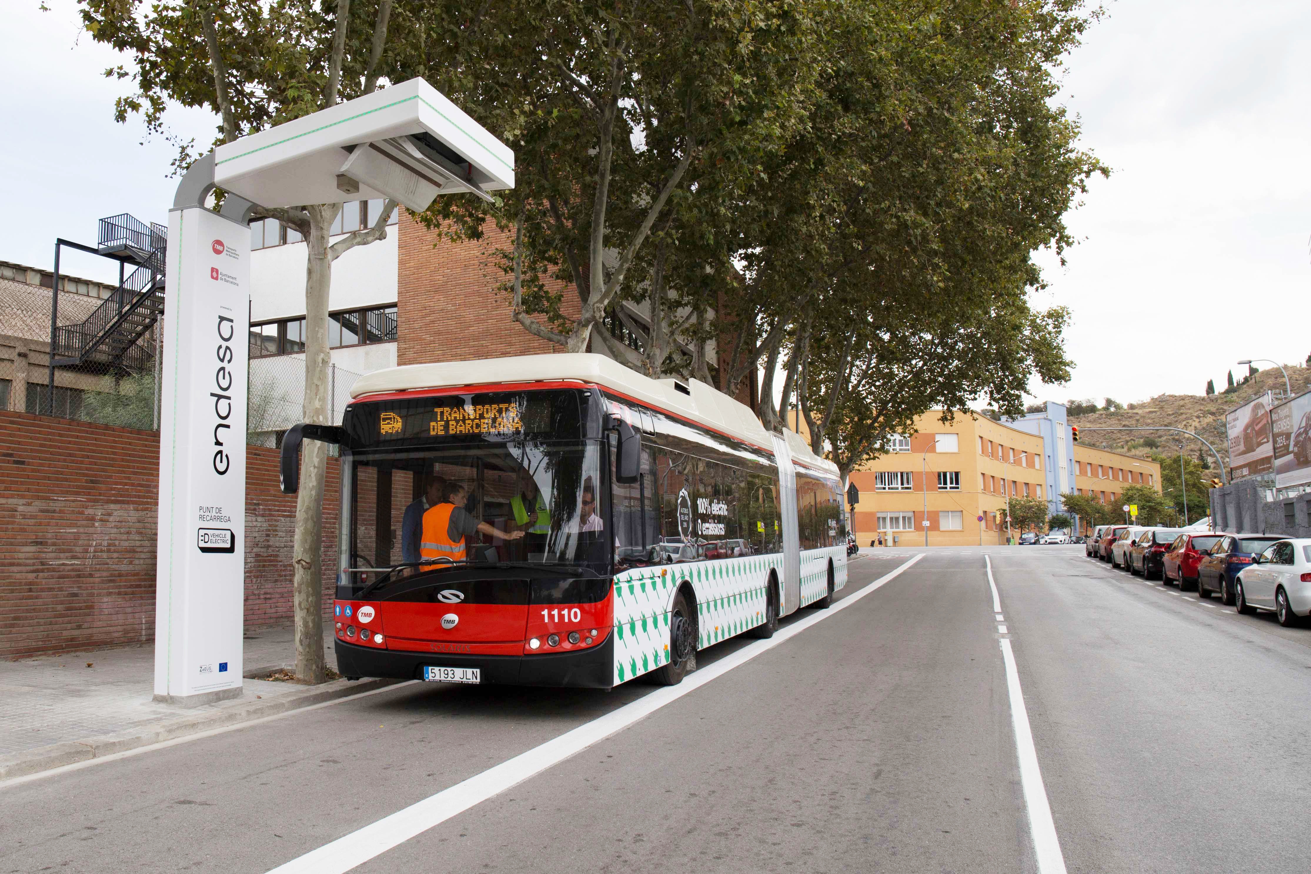 Punto de recarga de autobús eléctrico en Barcelona