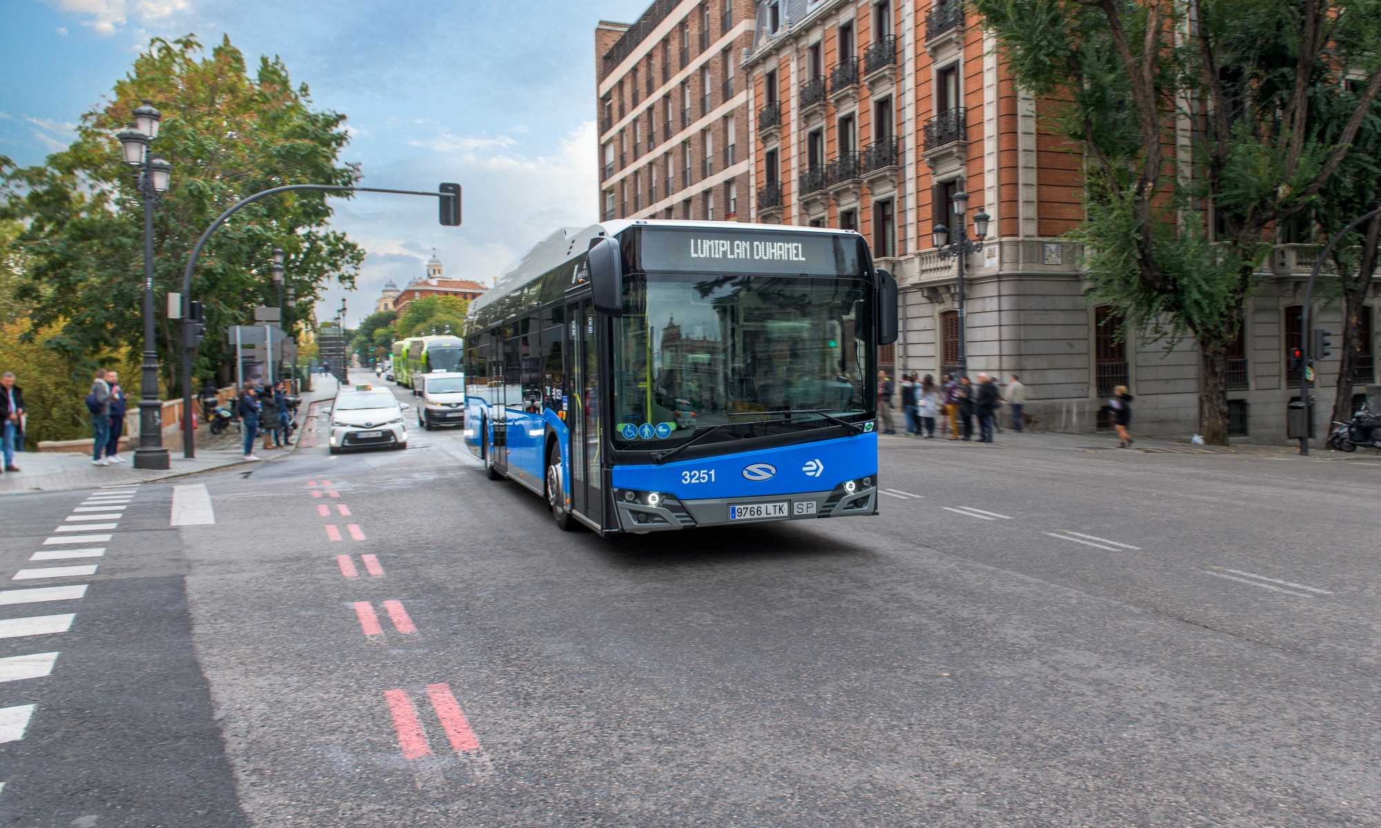 Los autobuses eléctricos realizarán diferentes rutas dentro del término municipal de la capital.
