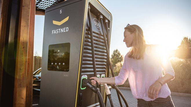 cargador rapido Fastned