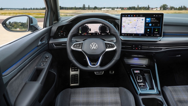 Volkswagen Golf 2024 Interior