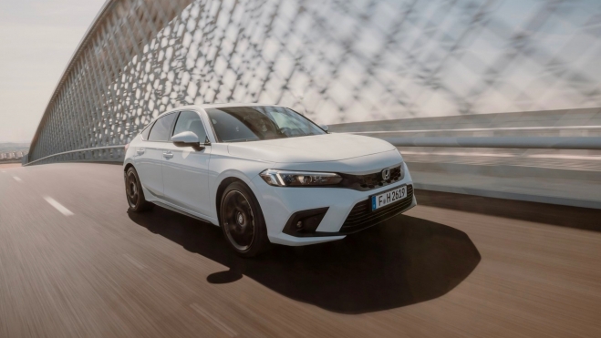 Por dinámica de conducción es la mejor opción de la categoría, sólo seguido de cerca por el Mazda 3. Por dinámica de conducción es la mejor opción de la categoría, sólo seguido de cerca por el Mazda 3.