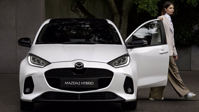 El Mazda 2 Hybrid es el híbrido más eficiente, según la OCU.