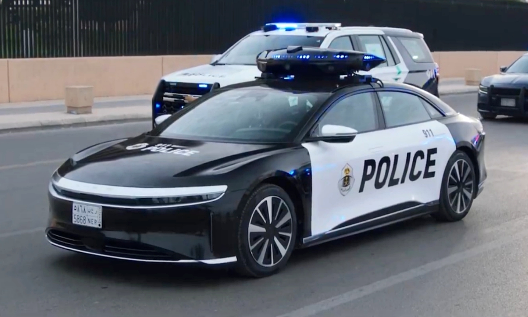 El primer Lucid Air convertido en coche patrulla.