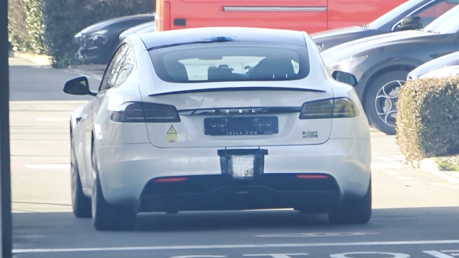 tesla model s plaid ferrari pruebas 2