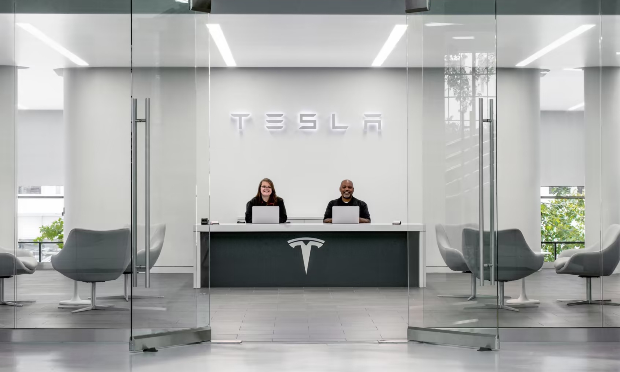 En Tesla están encantados de recibir el dinero de otras marcas.