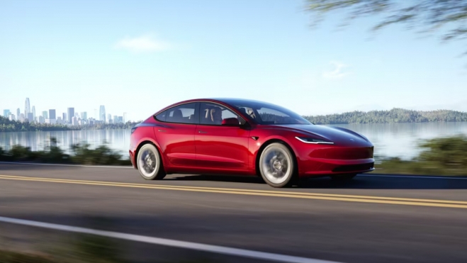 Tesla Model 3 2024