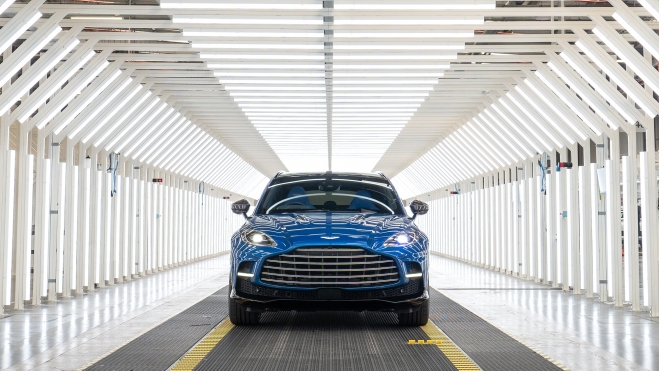 Aston Martin DBX707 First customer car complete 1