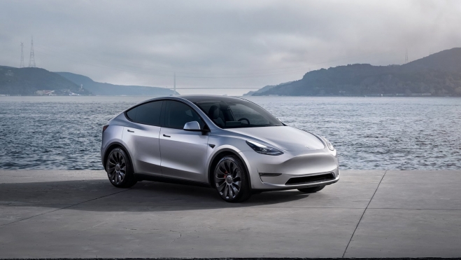 Tesla Model Y Delantera