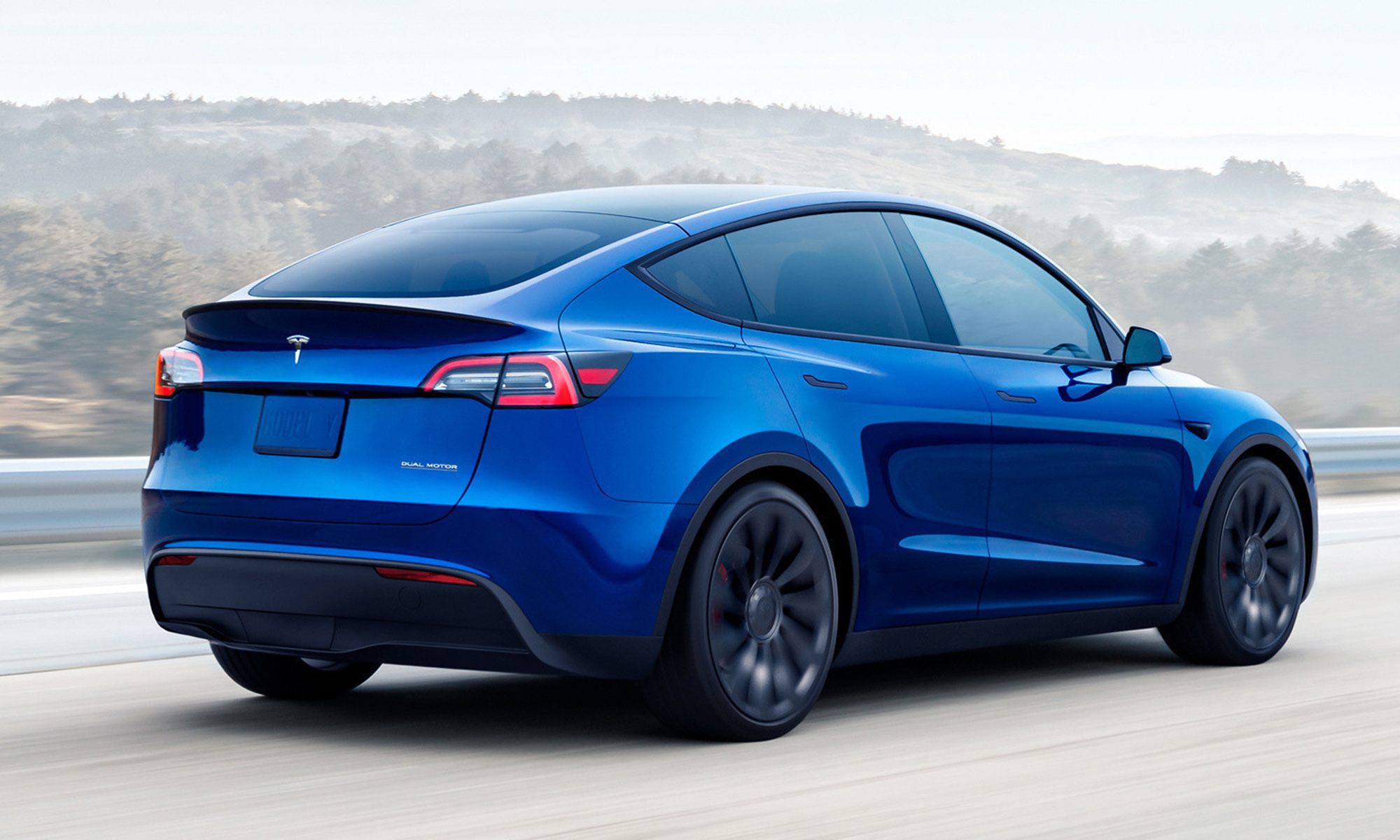 El Tesla Model Y, disponible en 3 versiones, homologa hasta 565 km de autonomía.