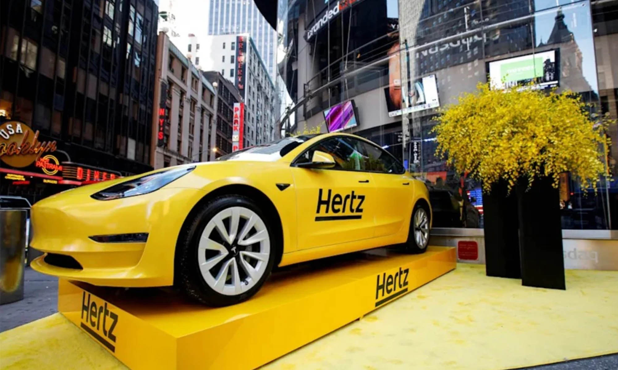 Hertz acumuló errores cuando decidió incorporar coches eléctricos a su flota.
