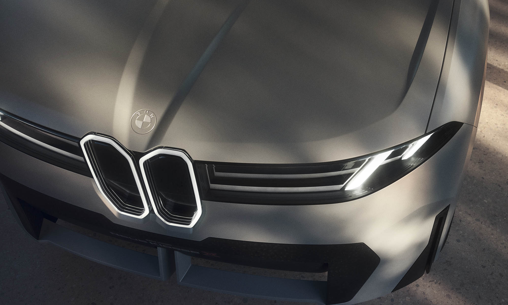 BMW da un cambio radical a su imagen de marca.
