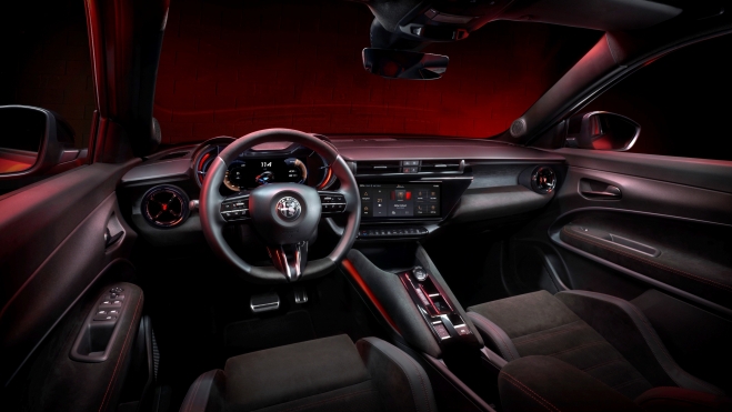 alfa romeo milano elettrica interior