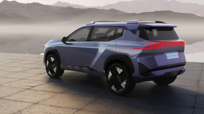 Nissan Era Trasera Nissan Era Trasera