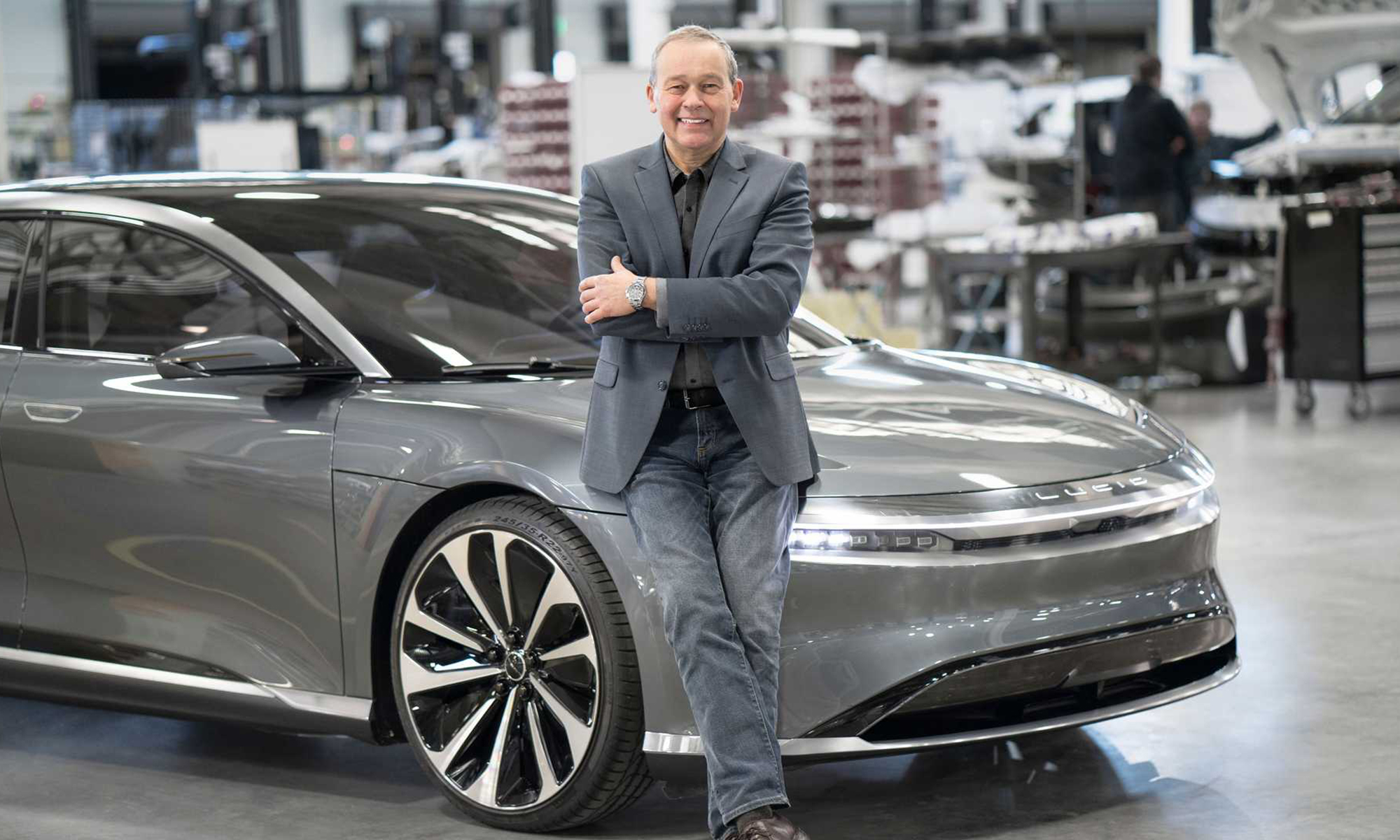 Peter Rawlinson, CEO de Lucid Motors, ha echado 'un capote' a Tesla frente a sus rivales chinos.