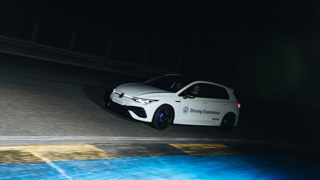volkswagen driving experience nocturno 03 volkswagen driving experience nocturno 03