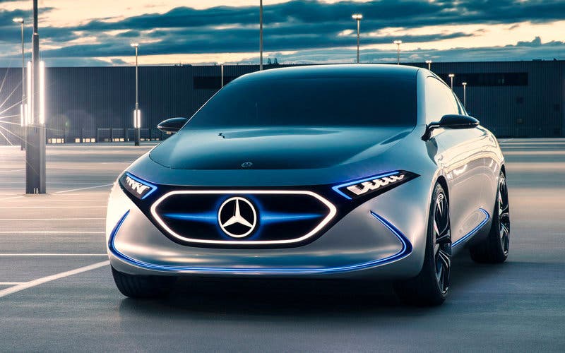  El Mercedes EQE será una berlina eléctrica más pequeña que el EQS. 